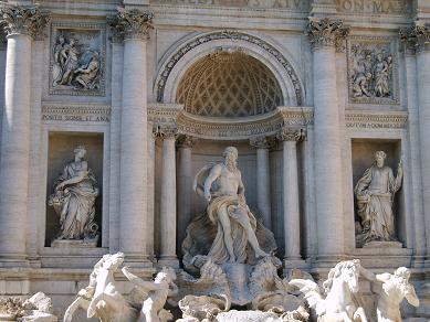 sculptures in the trevi fountain