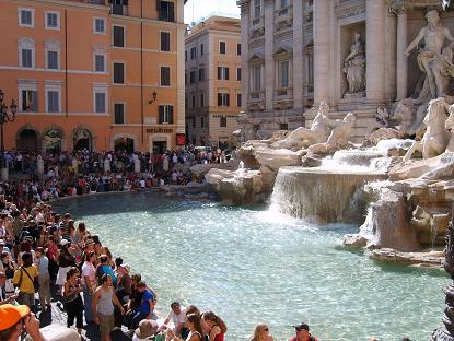 trevi fountain in rome italy